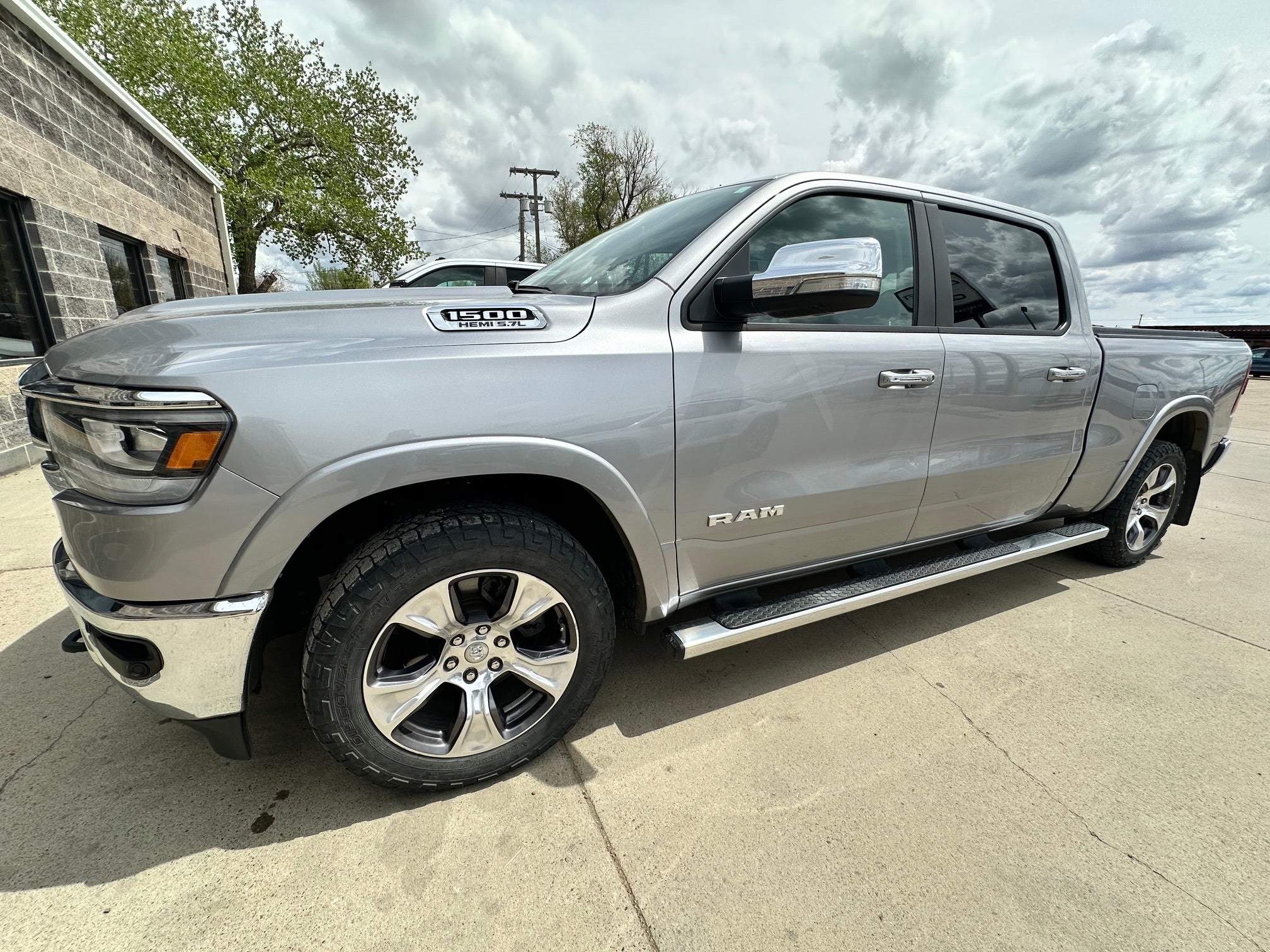 2020 RAM 1500 Laramie 4x4 Crew Cab 6'4's photo