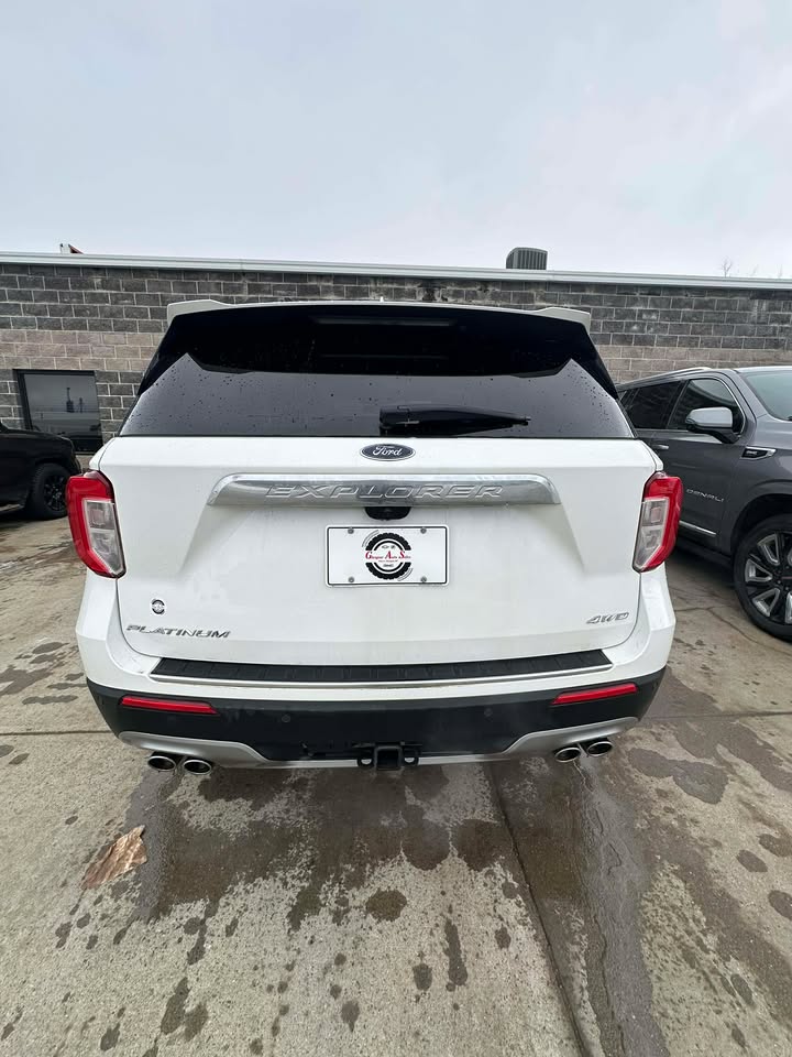 2021 Ford Explorer Platinum