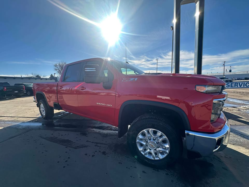 2026 Chevrolet Silverado 3500 HD LT