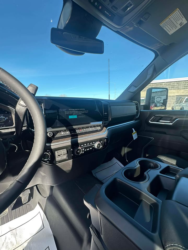 2026 Chevrolet Silverado 3500 HD LT