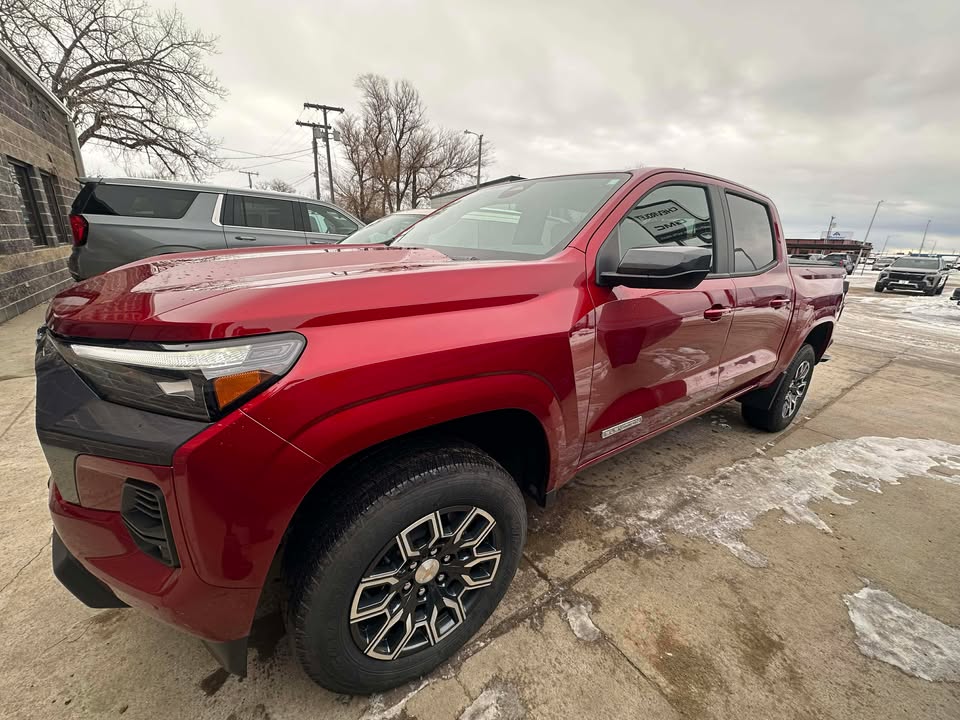 2024 Chevrolet Colorado LT