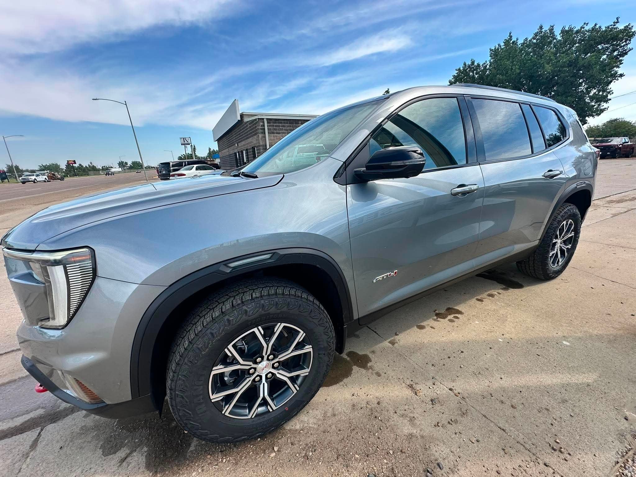 2026 GMC Acadia AT4