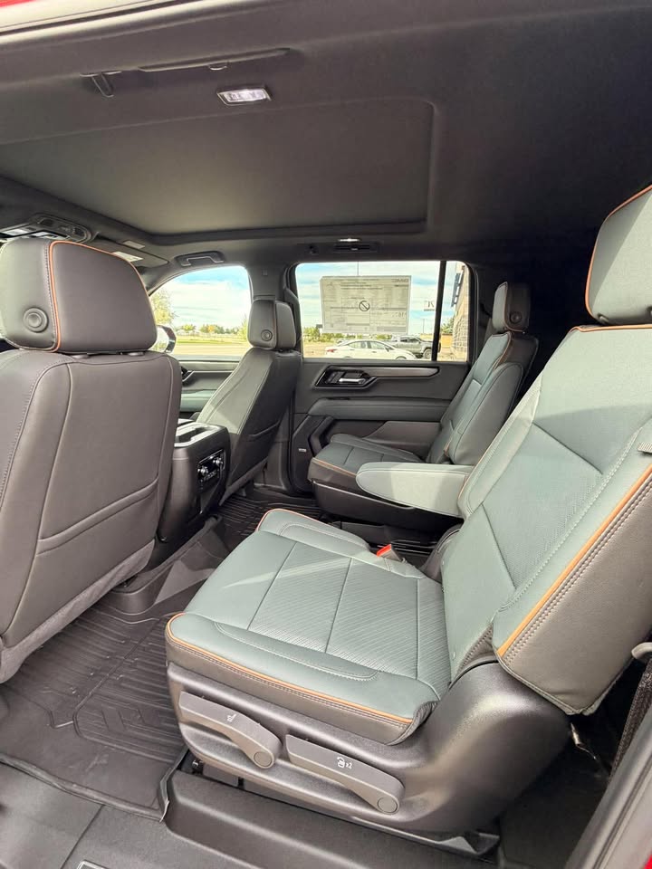 2027 GMC Yukon XL AT4