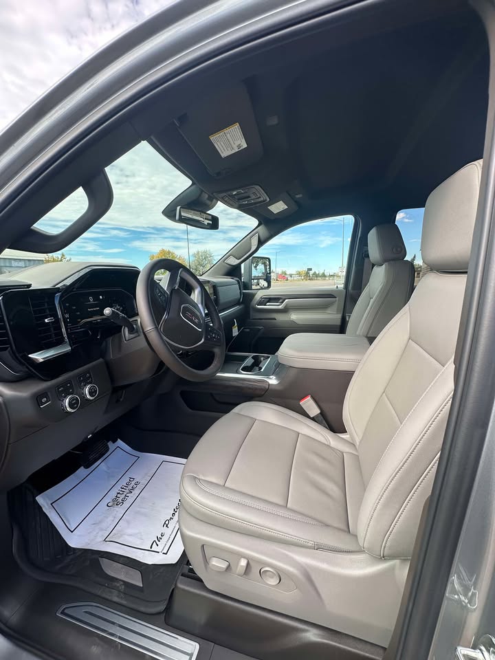 2025 GMC Sierra 2500 HD SLT