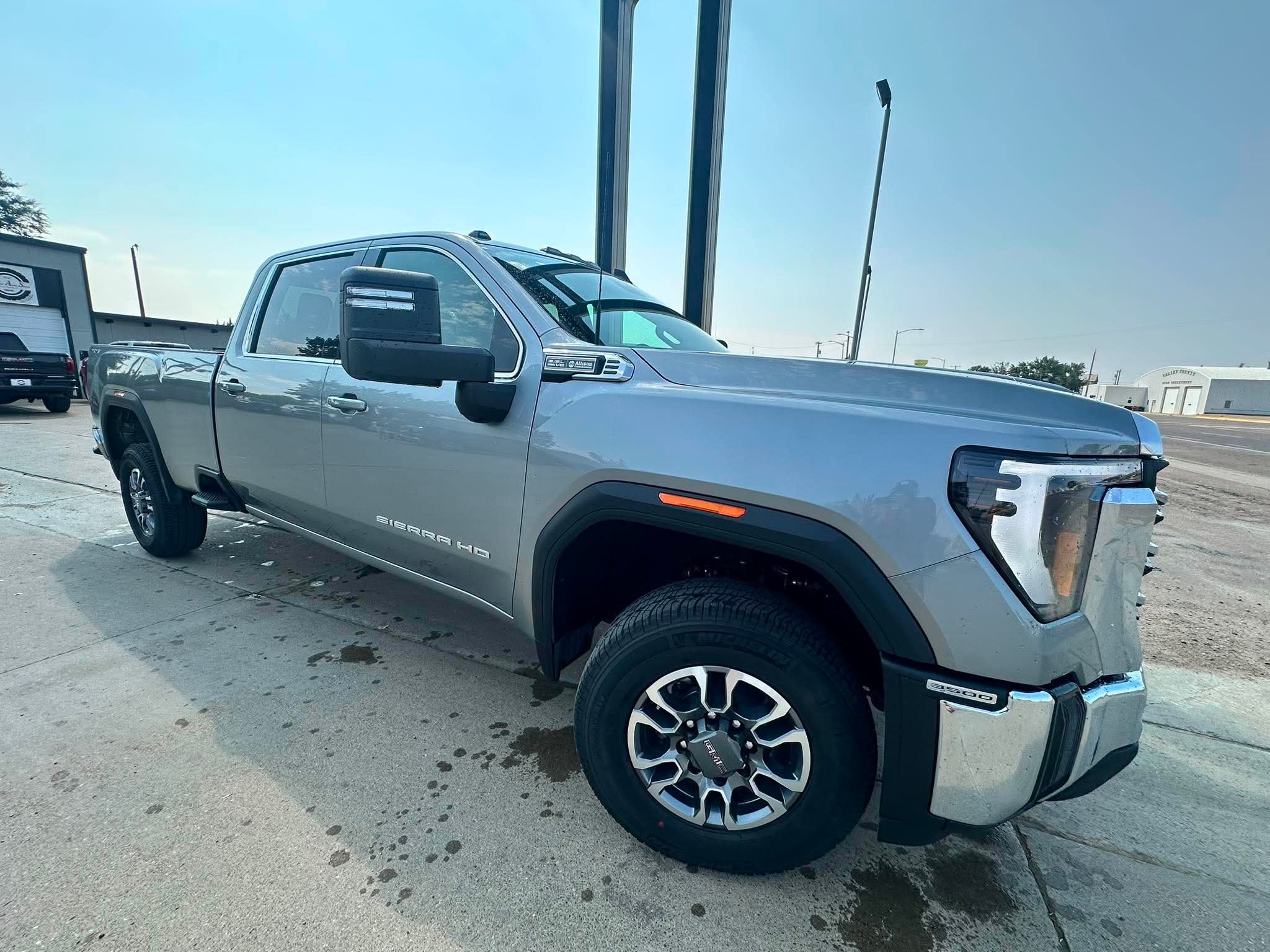 2026 GMC Sierra 3500 HD SLE