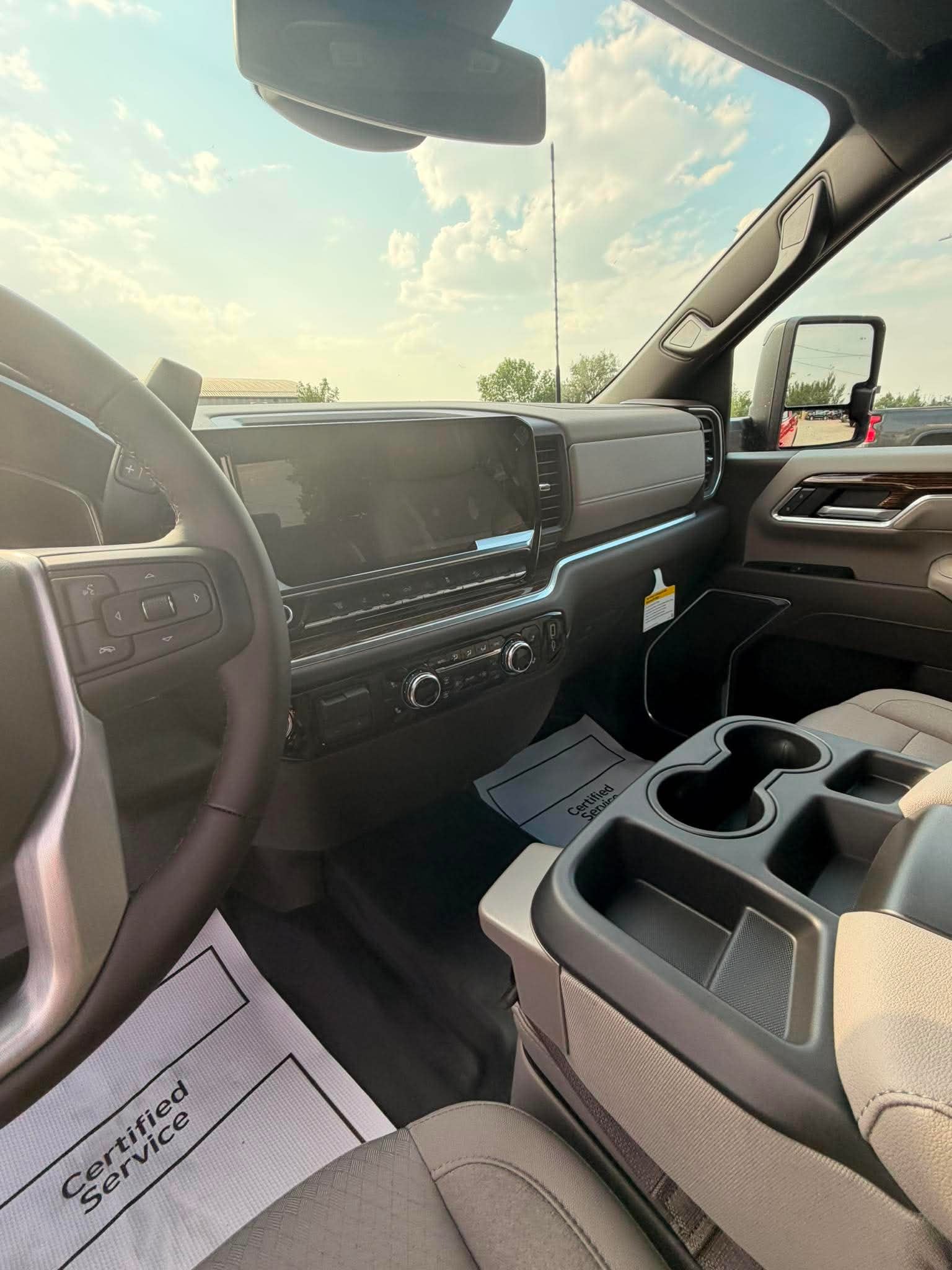 2026 GMC Sierra 3500 HD SLE
