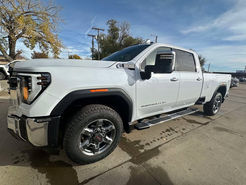 2026 GMC Sierra 3500 HD SLT