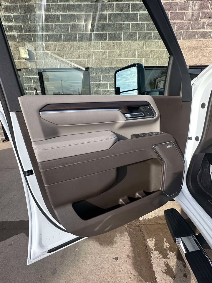 2026 GMC Sierra 3500 HD SLT