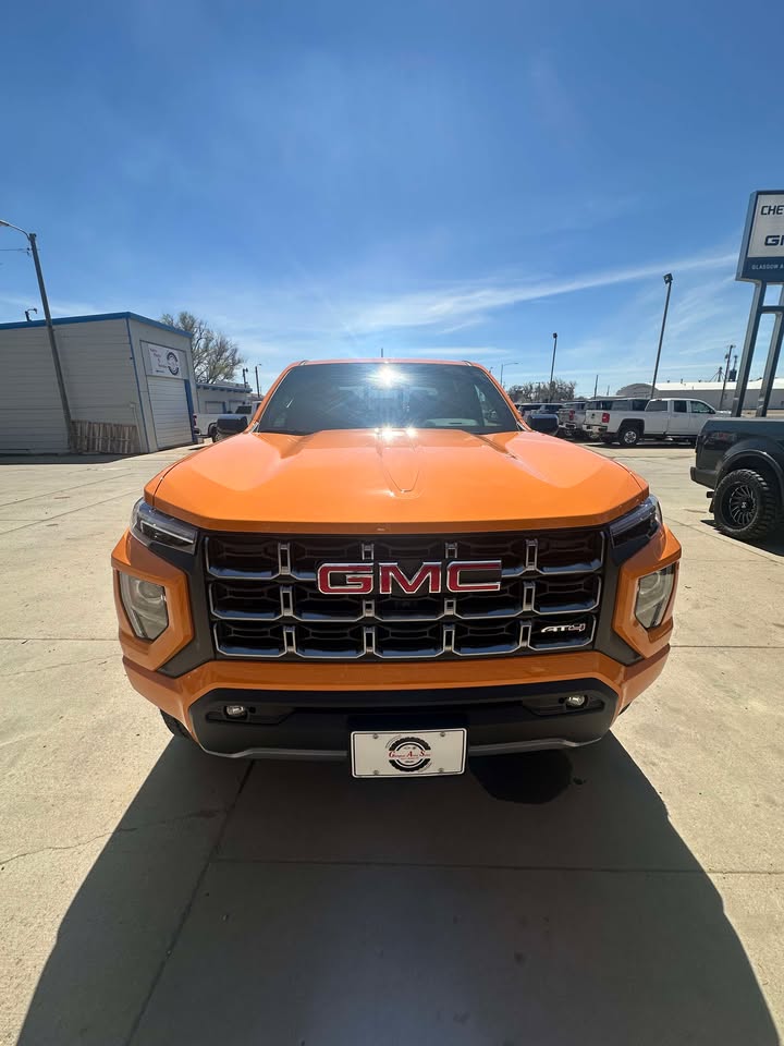 2025 GMC Canyon AT4