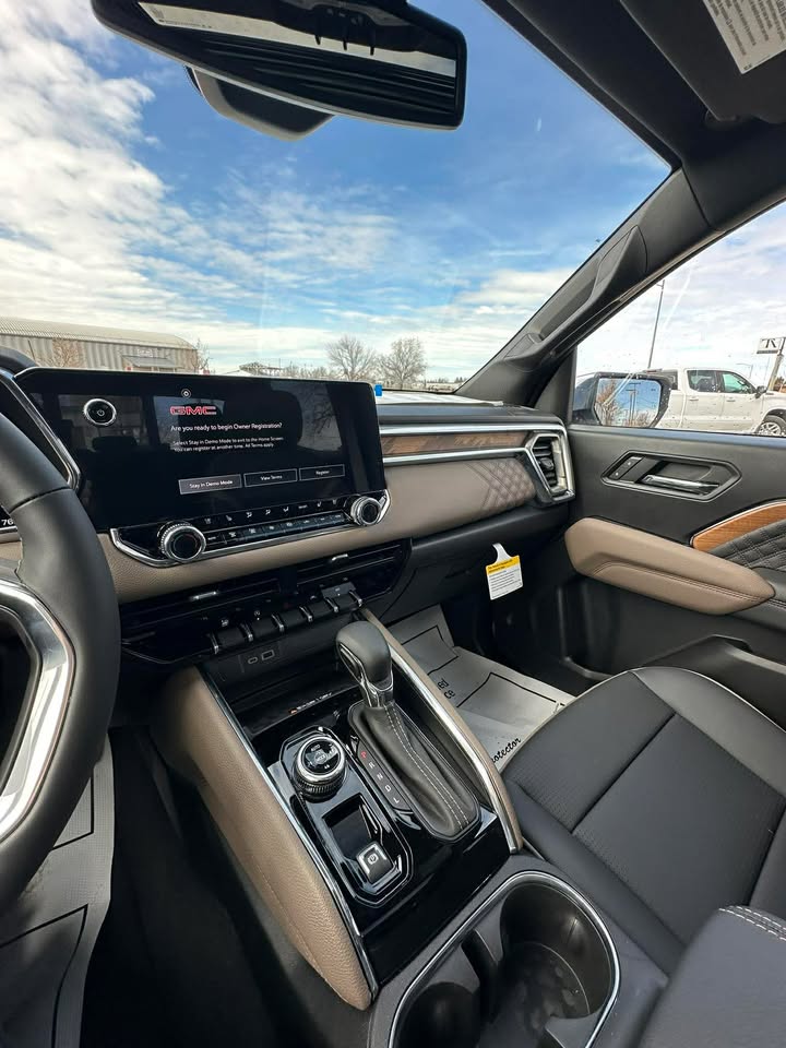 2026 GMC Canyon Denali