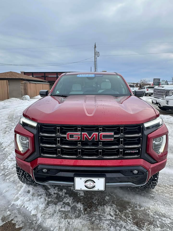 2024 GMC Canyon AT4X