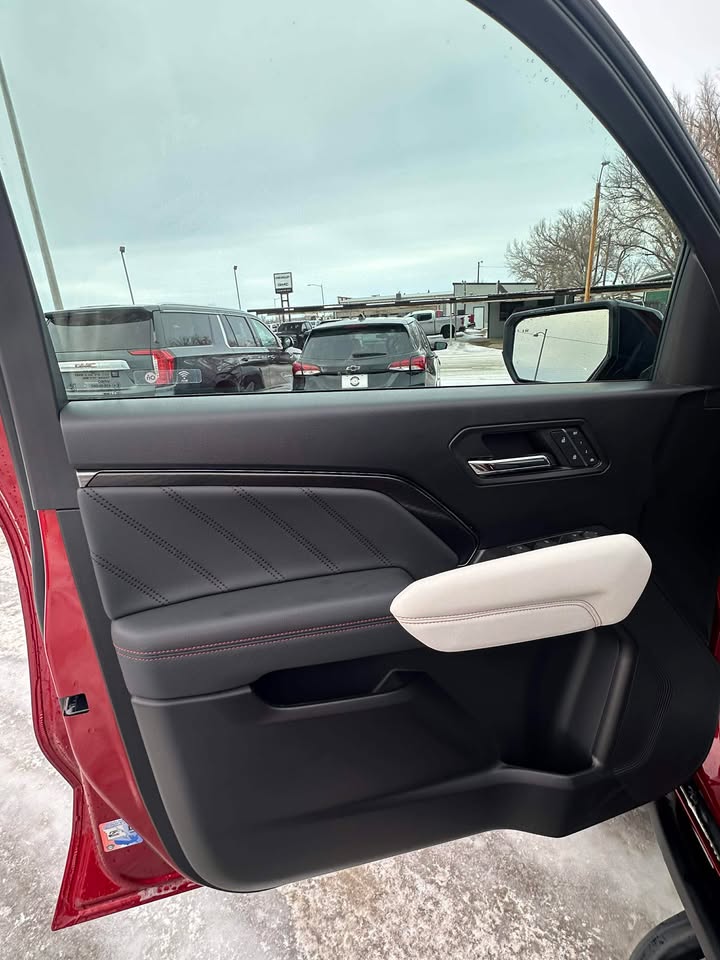 2024 GMC Canyon AT4X