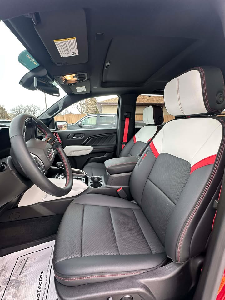 2024 GMC Canyon AT4X