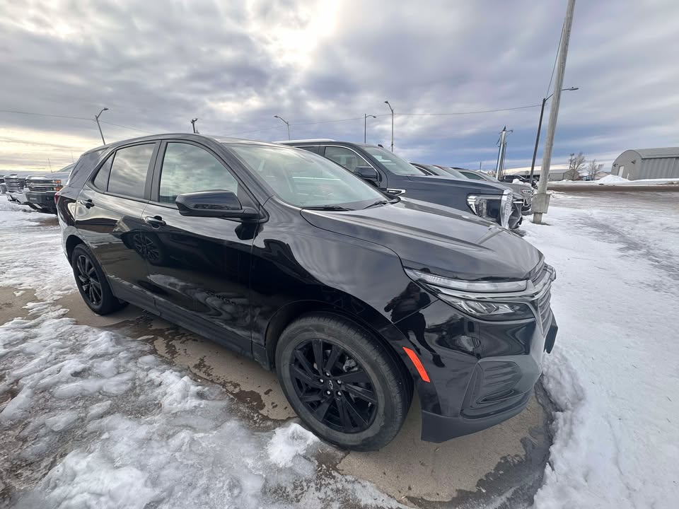 2024 Chevrolet Equinox LS